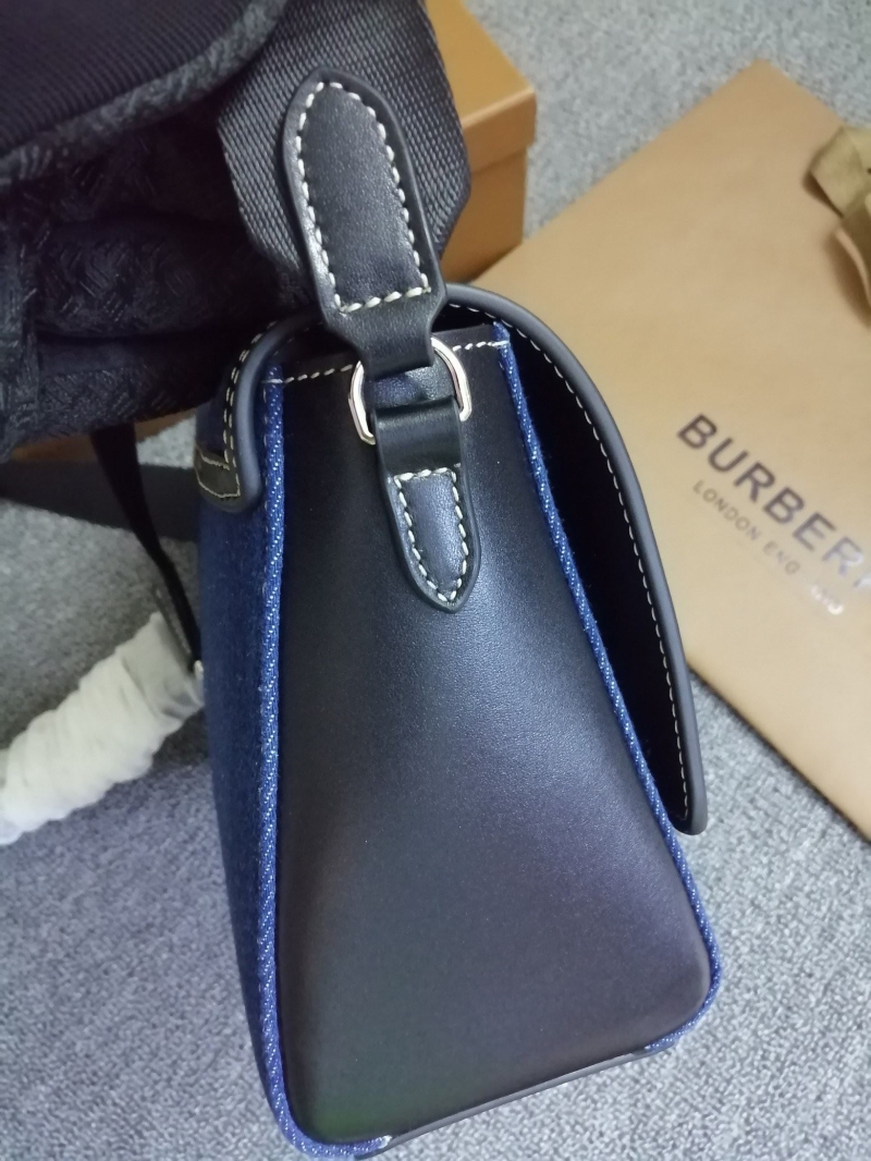 Burberry Clutch Bags